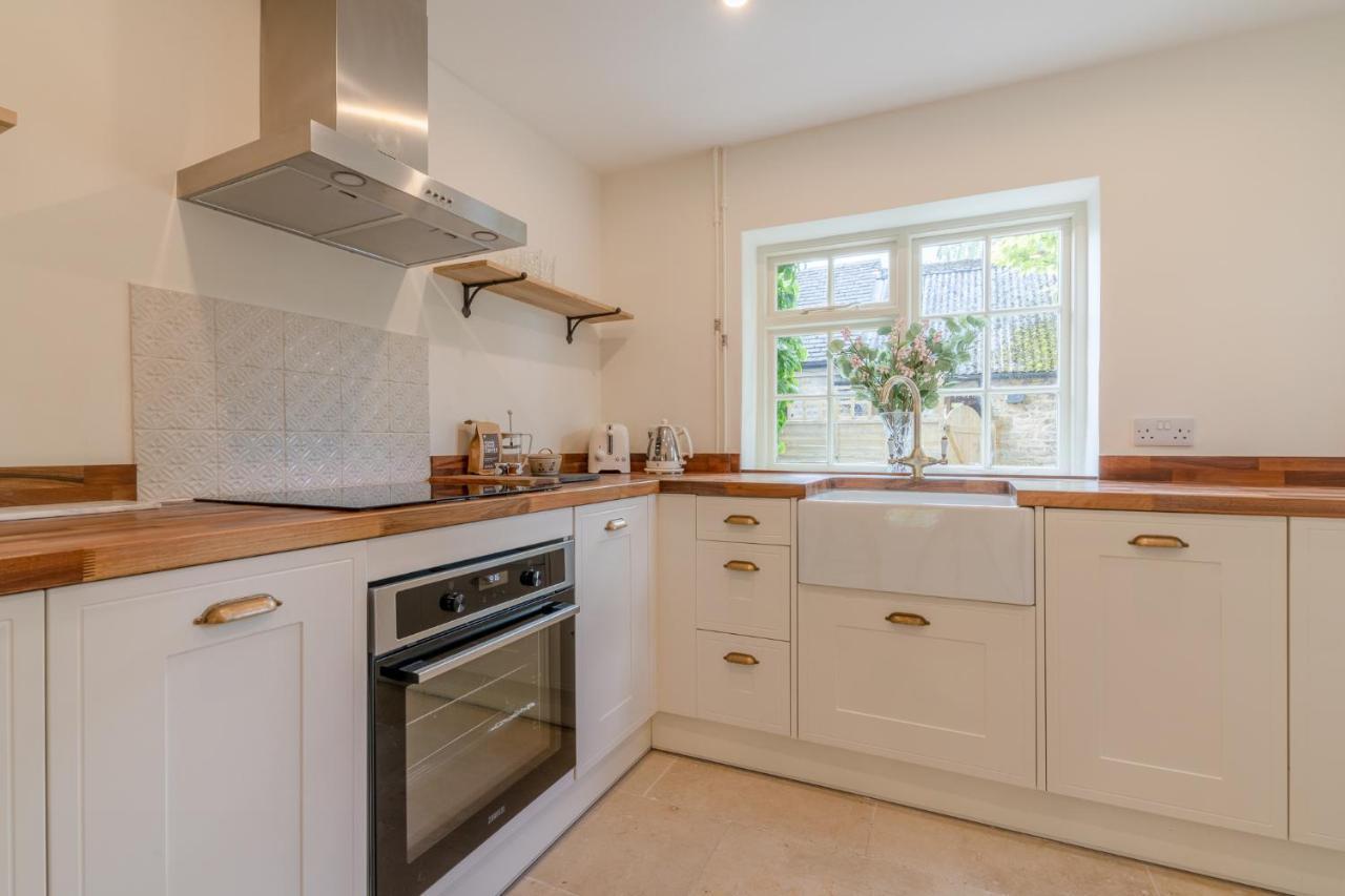 Poppy Cottage Broadwell  Bagian luar foto